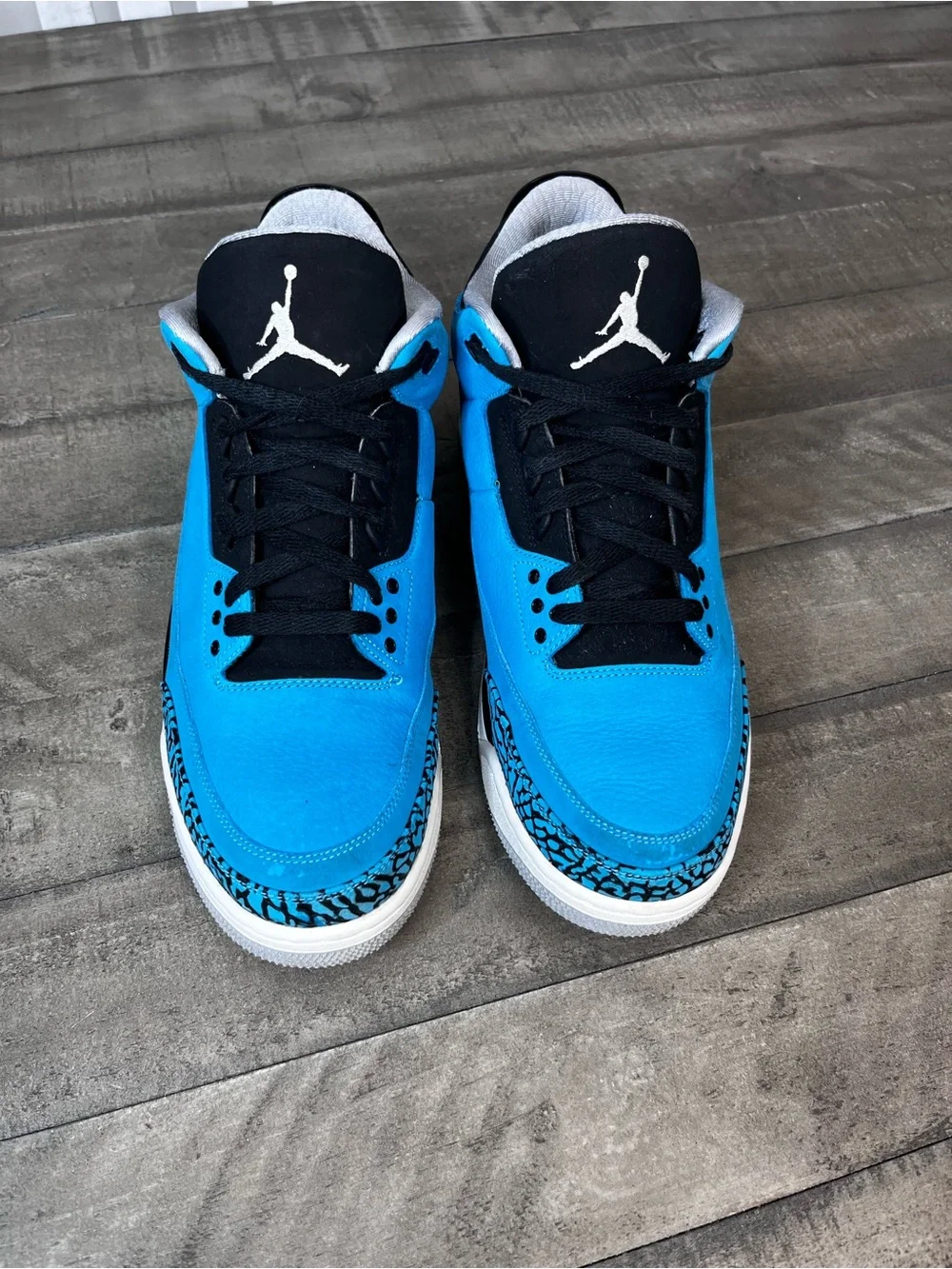 Jordan bold blue